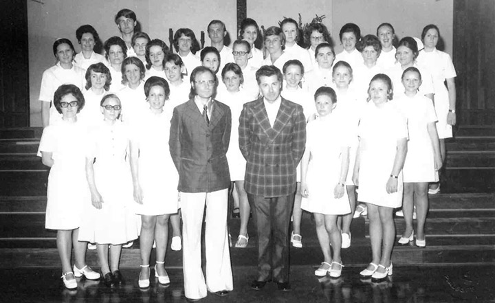 Formatura da Escola de Enfermagem (1974)
