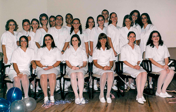 Formatura do curso Técnico em Enfermagem (2003)