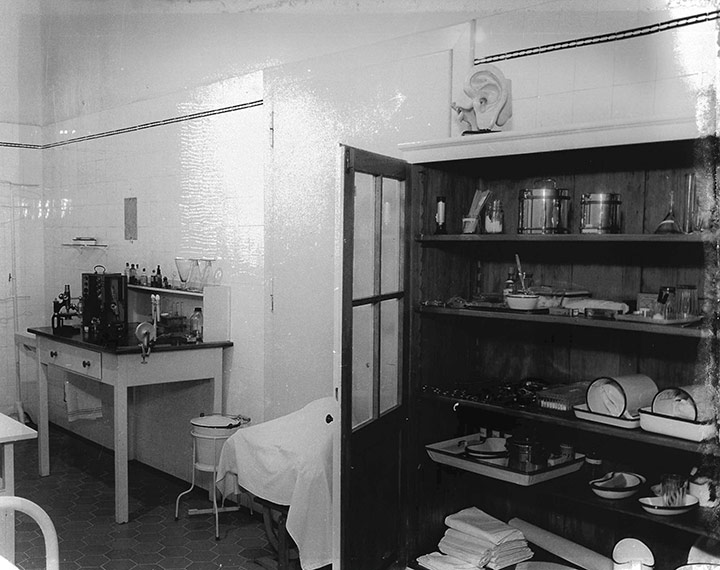 Sala Técnica da Escola de Enfermagem (1957)